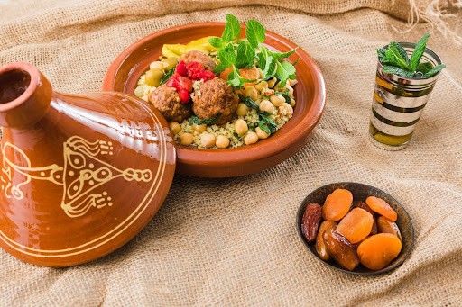 Food and Dining Experience